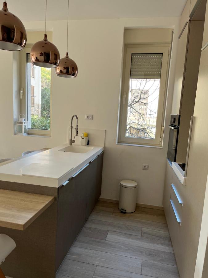Atina Apartment, City Centre Budva ,Luxurious, Bright, Parking Kültér fotó