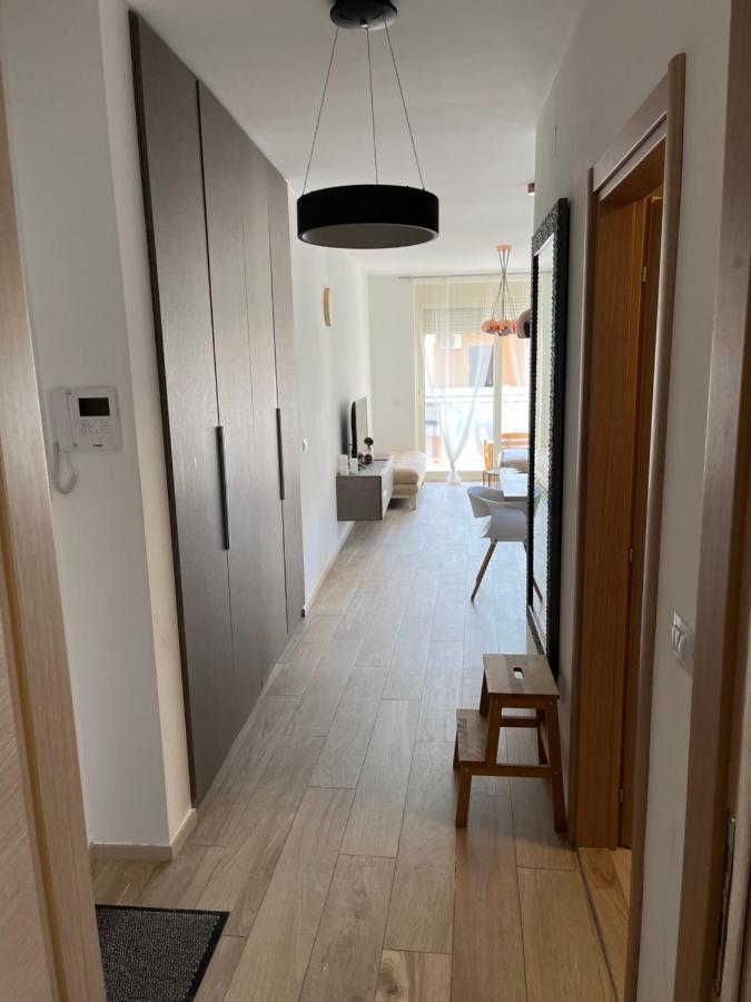 Atina Apartment, City Centre Budva ,Luxurious, Bright, Parking Kültér fotó