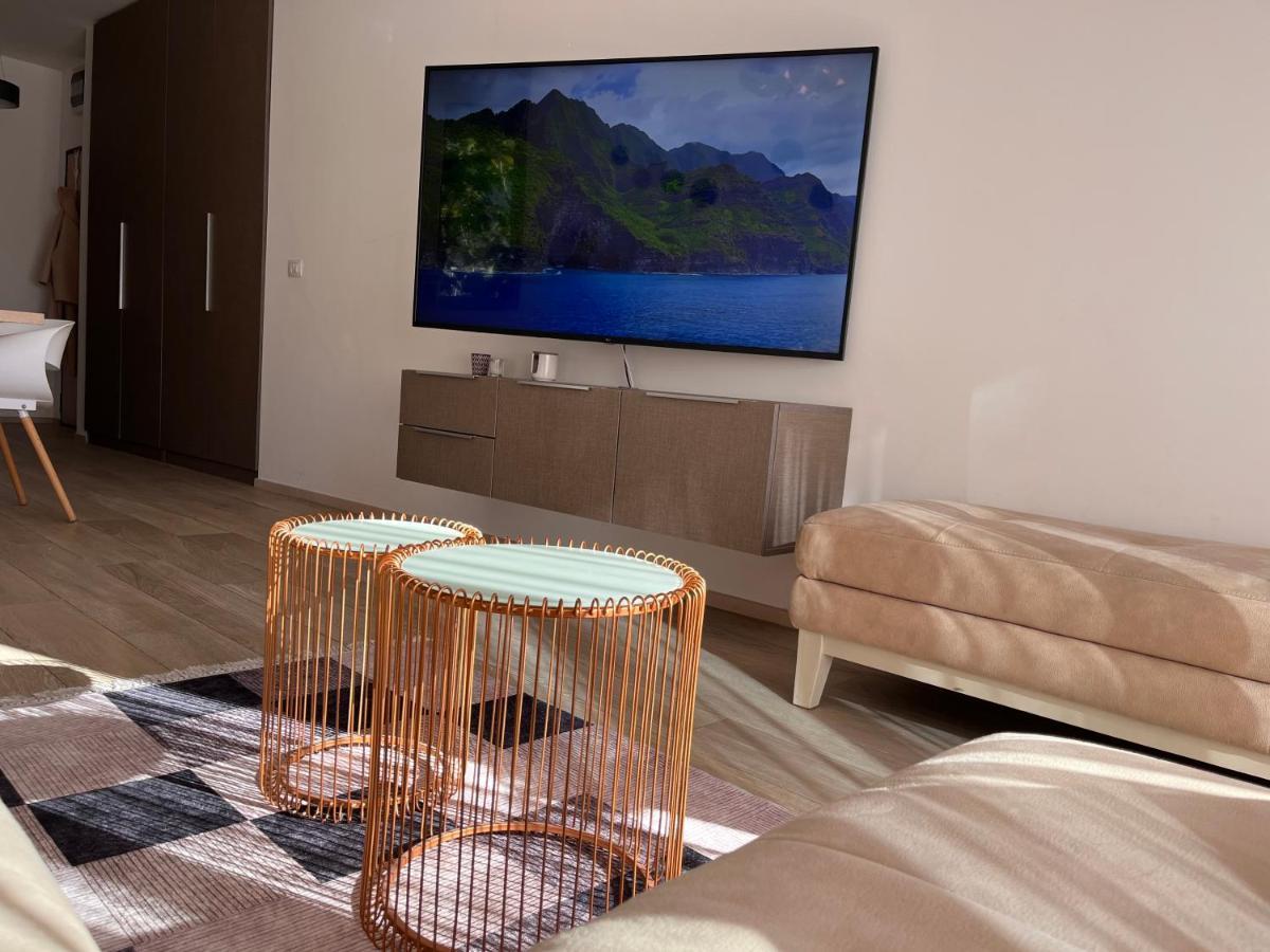 Atina Apartment, City Centre Budva ,Luxurious, Bright, Parking Kültér fotó